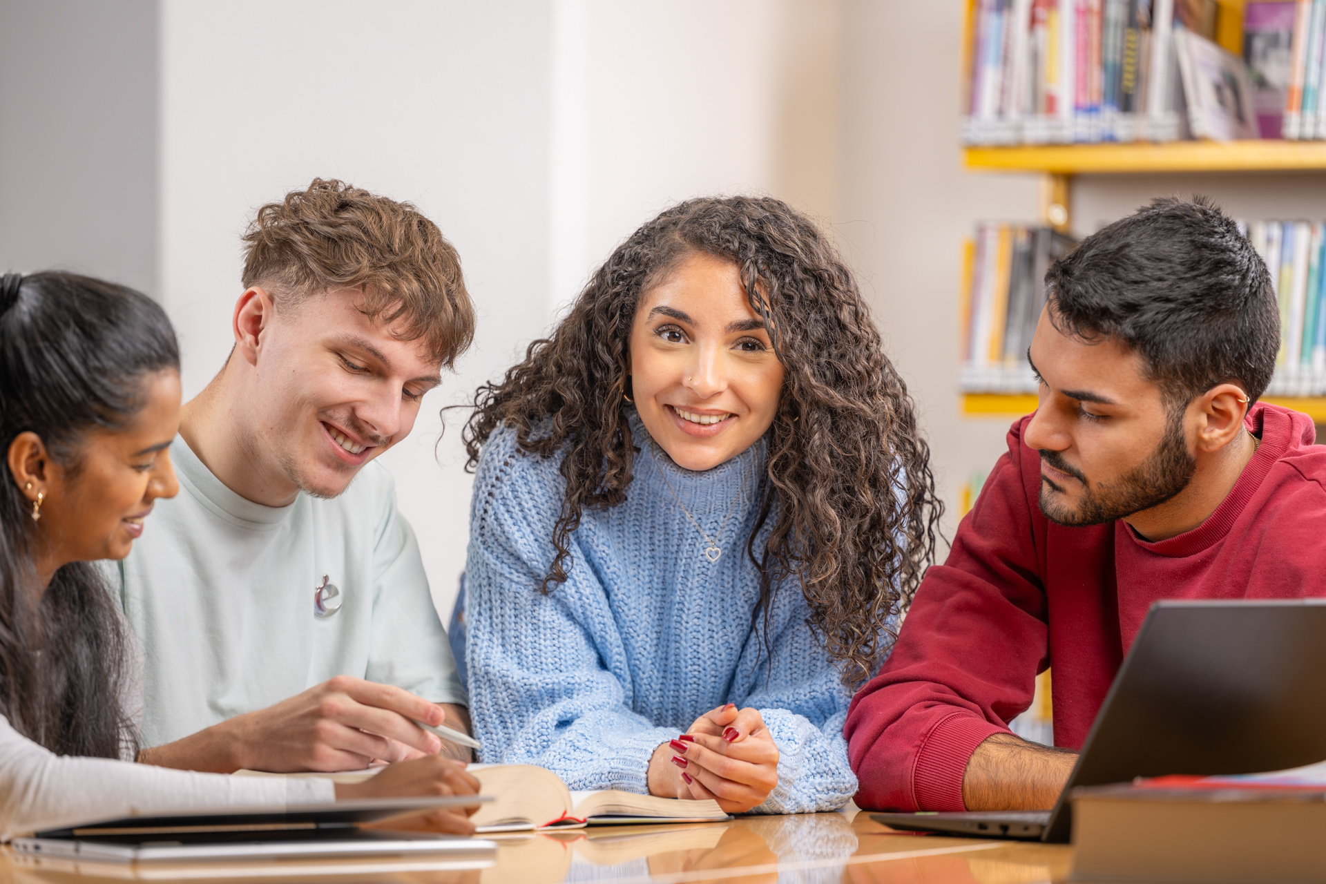 HP Pflege Keyvisuals David Schweizer