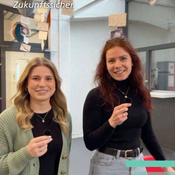 Es ist so weit, Weihnachten steht vor der Tür. Das HF-Team wünscht euch allen schöne Festtage und einen guten Rutsch ins neue Jahr. 💫

Interessiert an der Höheren Fachschule Pflege in Olten? Hier informieren: https://hf-pflege.ch

#BBZ #GSBS #HFPO #Fachschule #Pflege #Olten #Bildung #Weiterbildung #Weihnachten #Weihnachtsgrüsse