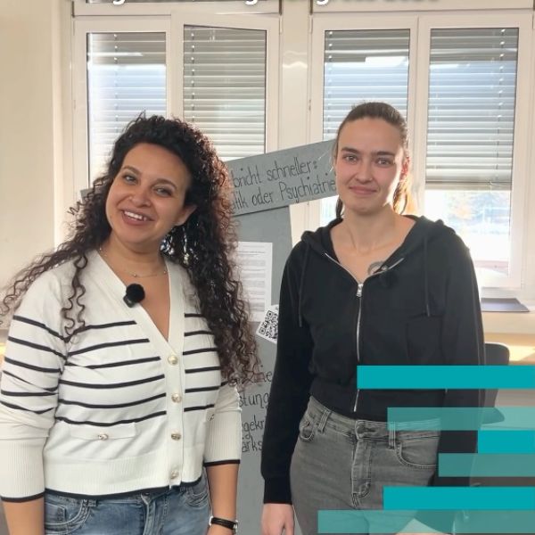 Bei wem ist die psychische Belastung stärker, bei Pflegekräften in der Psychiatrie oder in der Somatik? 

Marcelle, Kim, Emina und Vlad aus der Klasse HFS23A widmeten sich im Rahmen unseres Pflegeforschungskongresses dieser Frage und hebten die Unterschiede der beiden Vertiefungsrichtungen in einer belebten Diskussionsrunde hervor, während sie auch versuchten, einen Lösungsansatz für die Minderung der psychischen Belastung zu finden.

Neugierig? Jetzt Kontakt aufnehmen: hf-pflege.ch.

#BBZ #GSBS #HFPO #Fachschule #Pflege #Olten #Bildung #Weiterbildung #Pflegeforschungskongress