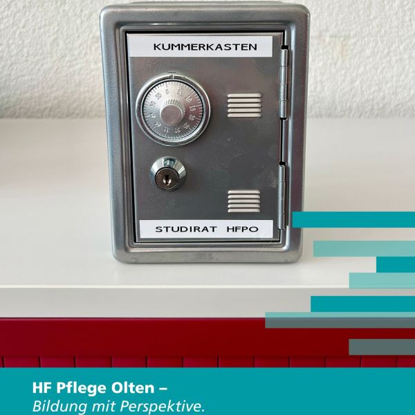 Schon  mal gesehen? Das ist der kleine Kummerkasten der HFPO, der sich im HF-Sekretariat befindet. 

Hier kannst du anonym einen Zettel hineinwerfen, falls du ein Anliegen an die Schule oder etwas Persönliches hast, bei dem dir der Studirat der HFPO helfen kann. Deinen Namen brauchst du nicht dazu zu schreiben, wichtig ist nur, dass der Zettel leserlich ist. 😊

#BBZ #GSBS #HFPO #Fachschule #Pflege #Olten #Bildung #Weiterbildung #Studierendenrat